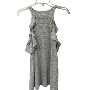 🍒 Ginger G Ruffle Tank Top Black and White Size Medium